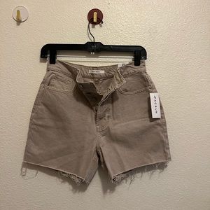 Girlfriend Shorts